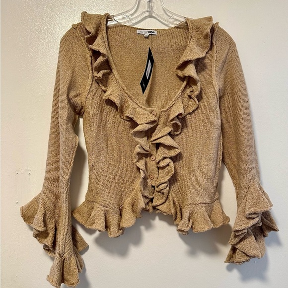 Tan Ruffled Long‎ Sleeve Blouse.  Size  S - Picture 1 of 5
